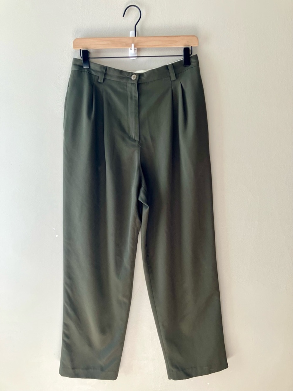 Liz Claiborne Olive Straight-Leg Pleated Trousers